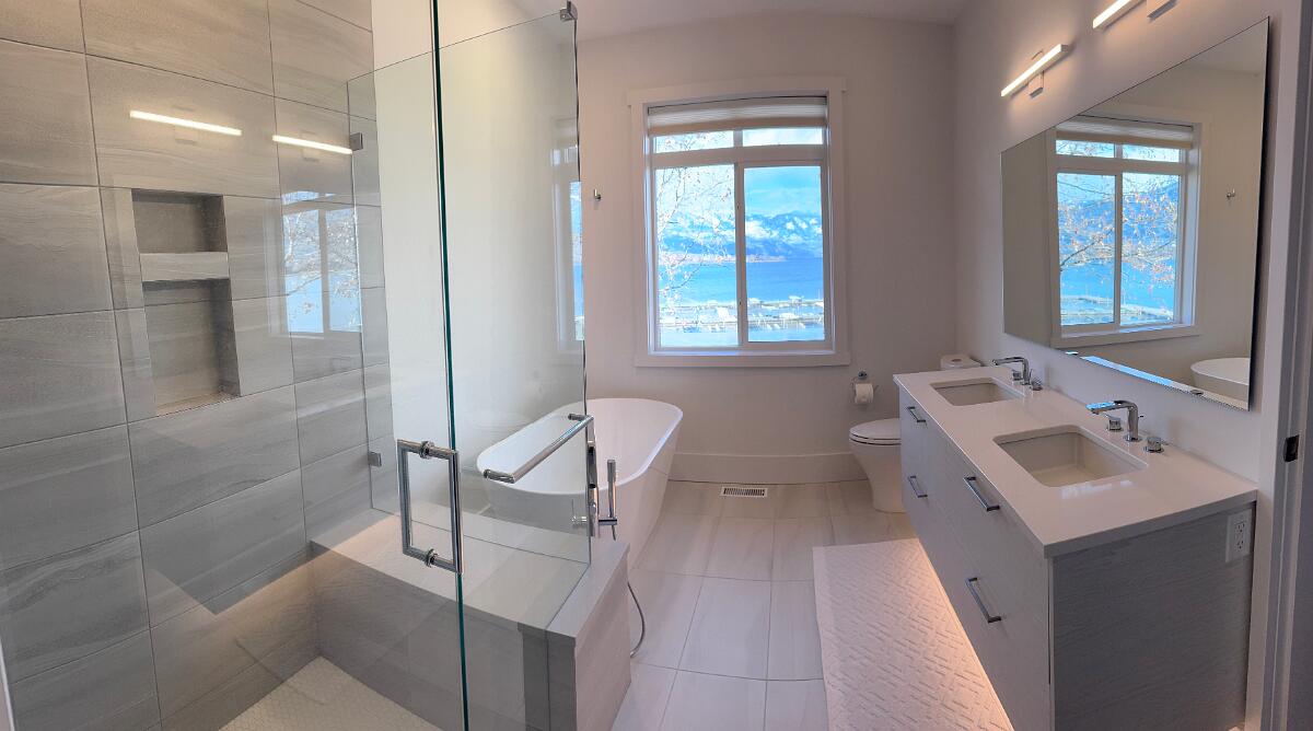 Bathroom1
